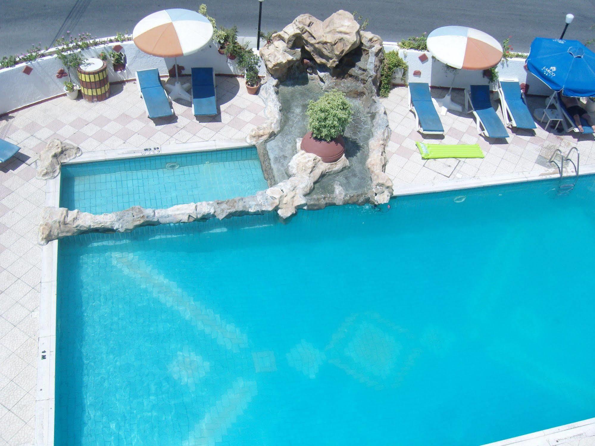 Hotel Best Western Plus Larco Larnaca Exteriér fotografie